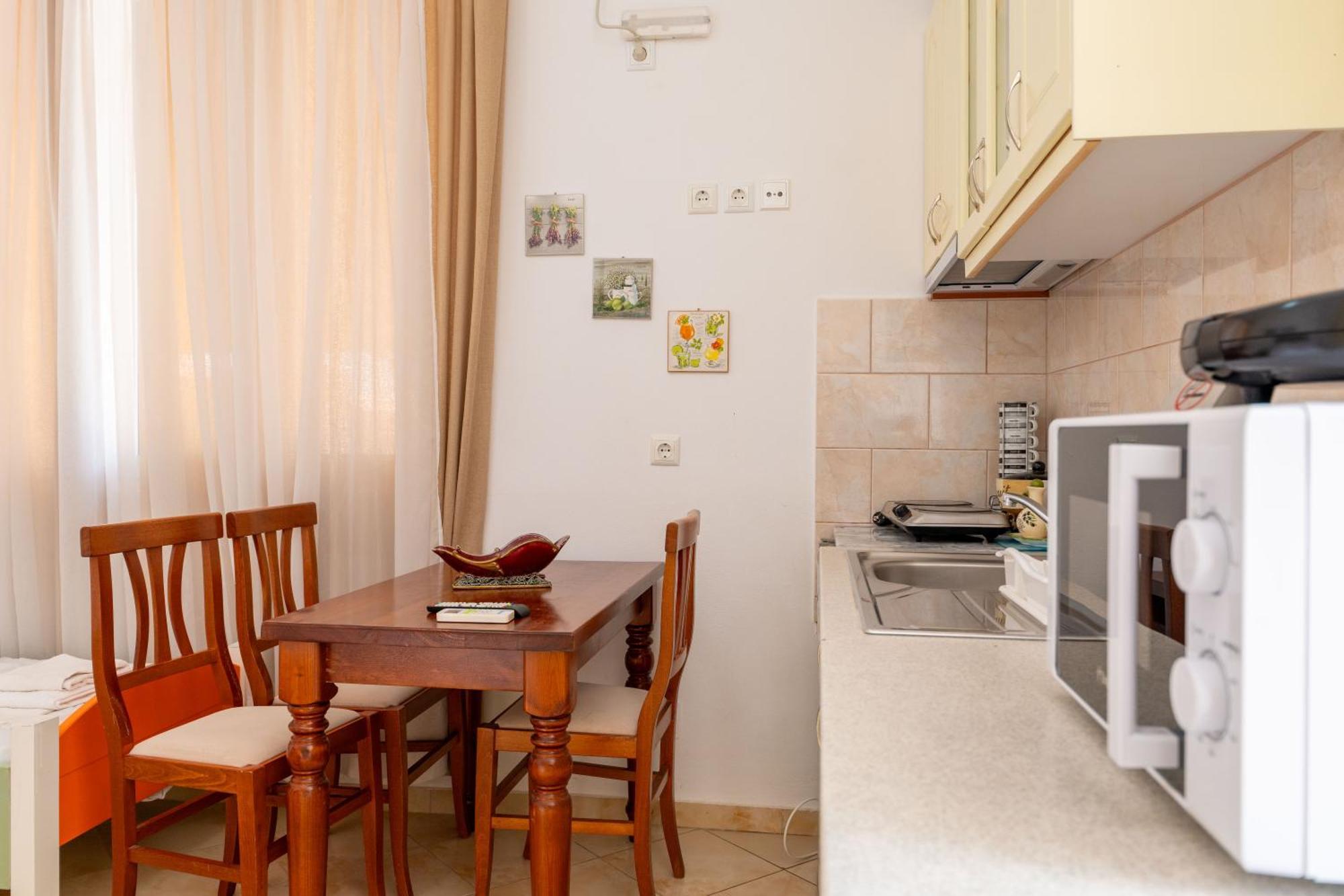 Cozy Apartments Downtown Ksamil Exterior foto
